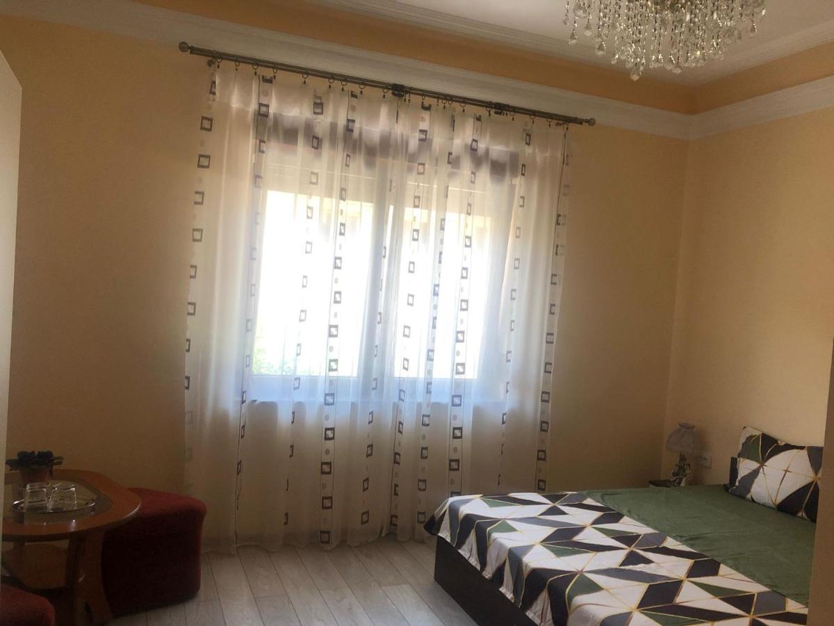 Ferienwohnung Casa Simionov Băile Herculane Exterior foto